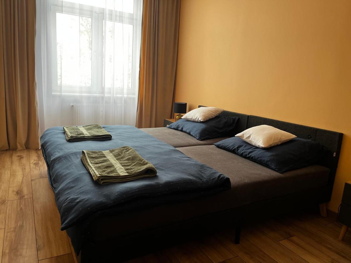 Komfortowy Apartament W Centrum Apartman Jaworzno Kültér fotó